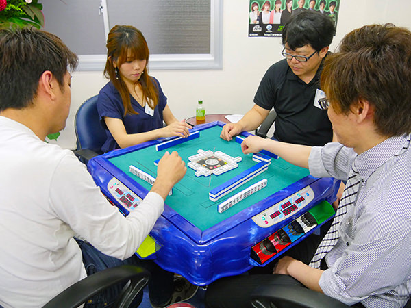 最高位戦日本プロ麻雀協会の「道場」がオープン！ 設立記念大会も開催